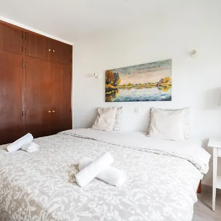 Cozy 1bdr With Spacious Balcony & Pool, Vilamoura