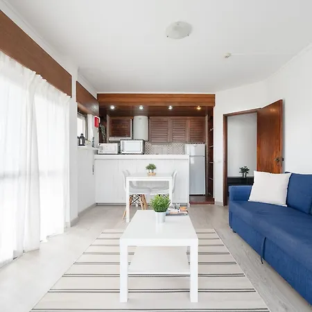 Cozy 1bdr With Spacious Balcony & Pool, Apartamento Vilamoura