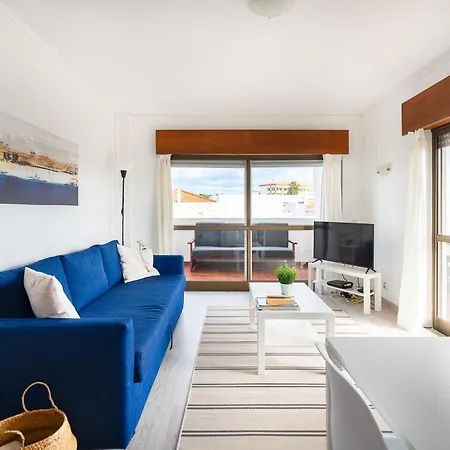 Apartment Cozy 1bdr With Spacious Balcony & Pool, Vilamoura