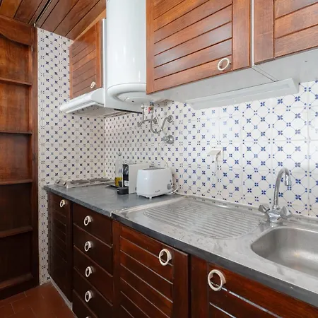 Cozy 1bdr With Spacious Balcony & Pool, Apartment *
