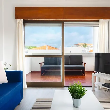 Apartment Cozy 1bdr With Spacious Balcony & Pool, Vilamoura
