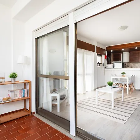 Cozy 1bdr With Spacious Balcony & Pool, Vilamoura